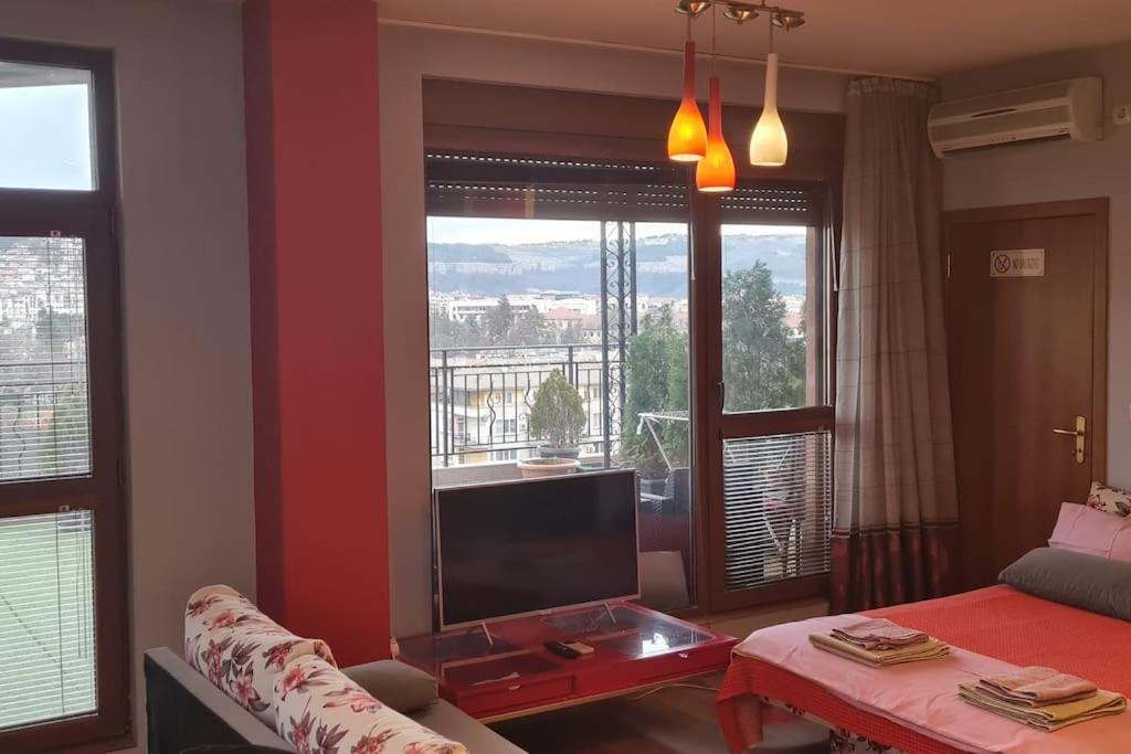 Unique Studio- Great Balcony And View! Parking Possibility! 大特尔诺沃 外观 照片
